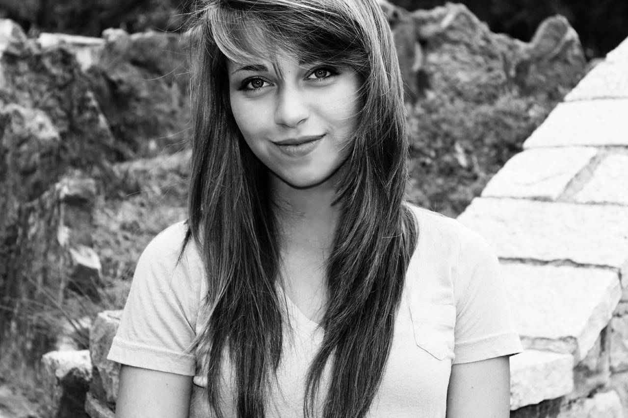 The Art of Fashion Curation: Creating Compelling Exhibitions